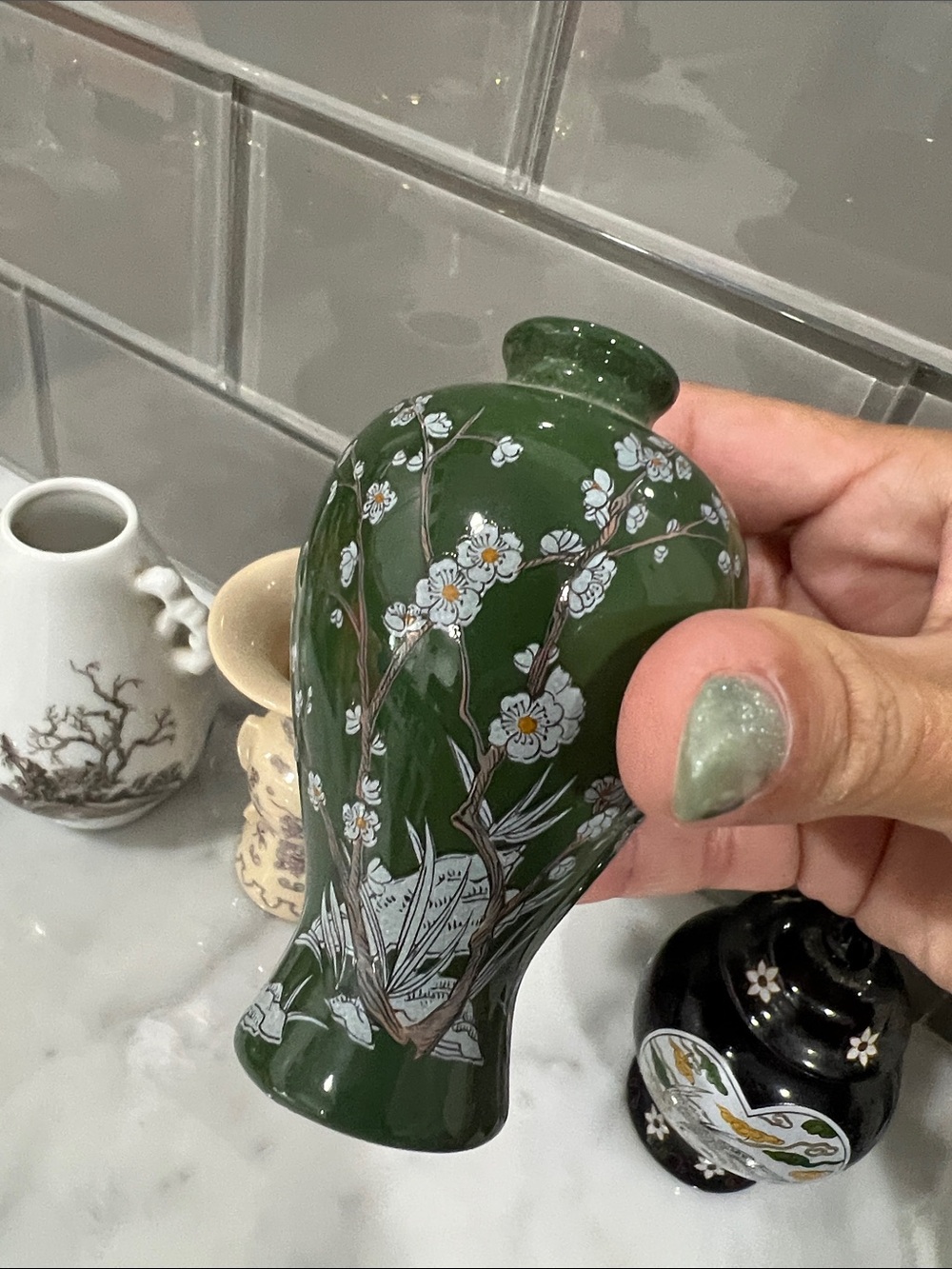 80s Asian Decorative Ceramic Bud Vases - Price for each - Picture 5 of 9